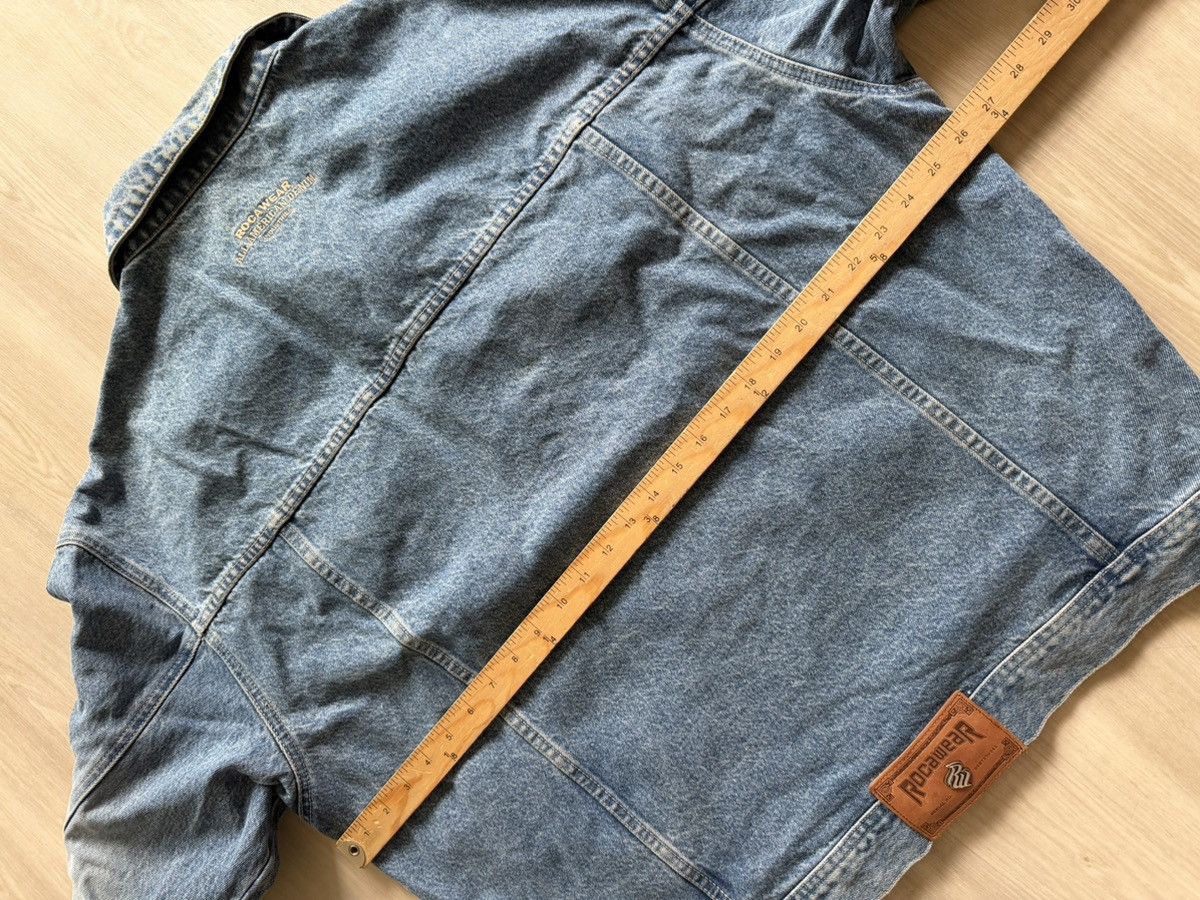 Rocawear Vintage Rocawear Blue Denim Truckers Jean Jacket Sz XL 100% Size US XL / EU 56 / 4 - 5 Thumbnail