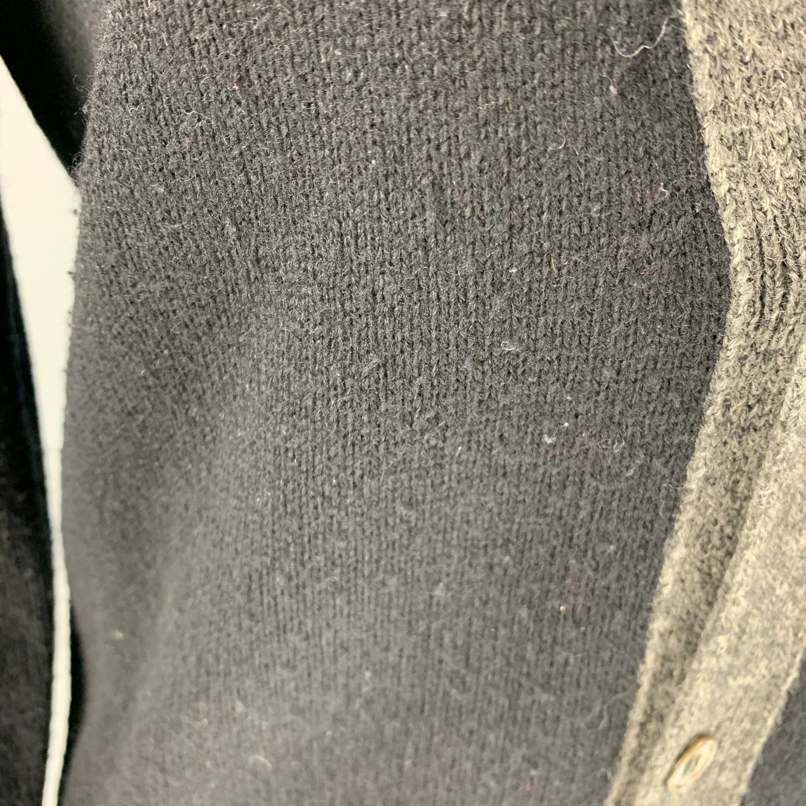 Comme des Garcons 1980s Size S Black Grey Wool Knit Buttoned Cardigan Size S / US 4 / IT 40 - 4 Thumbnail