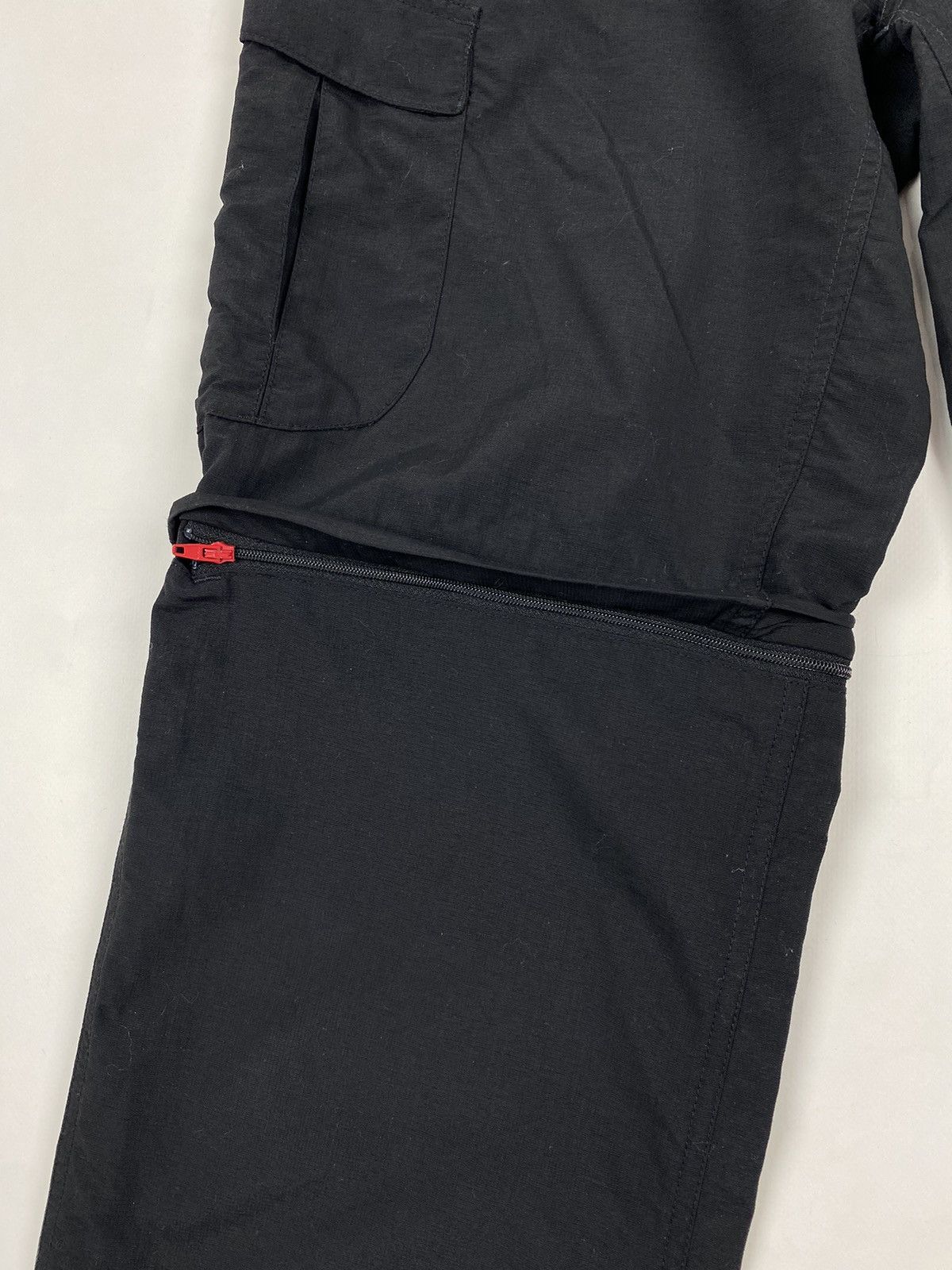 The North Face The North Face 2 in 1 Black Nylon Transformer Cargo Pants Size 34" / US 12 / IT 48 - 5 Thumbnail