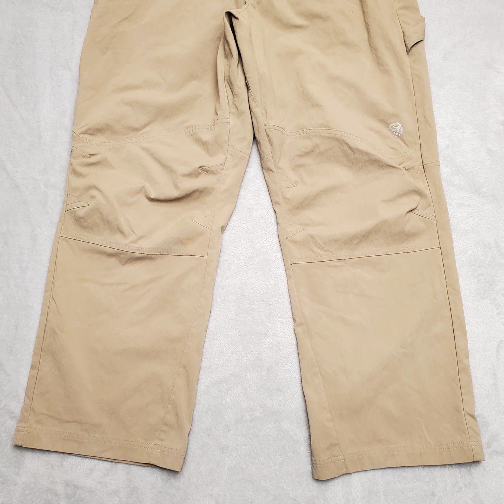 Mountain Hardwear VINTAGE Mountain Hardware Pants Mens 40x30 Tan Canvas Flat Front Performance Stretch Size US 40 / EU 56 - 2 Thumbnail