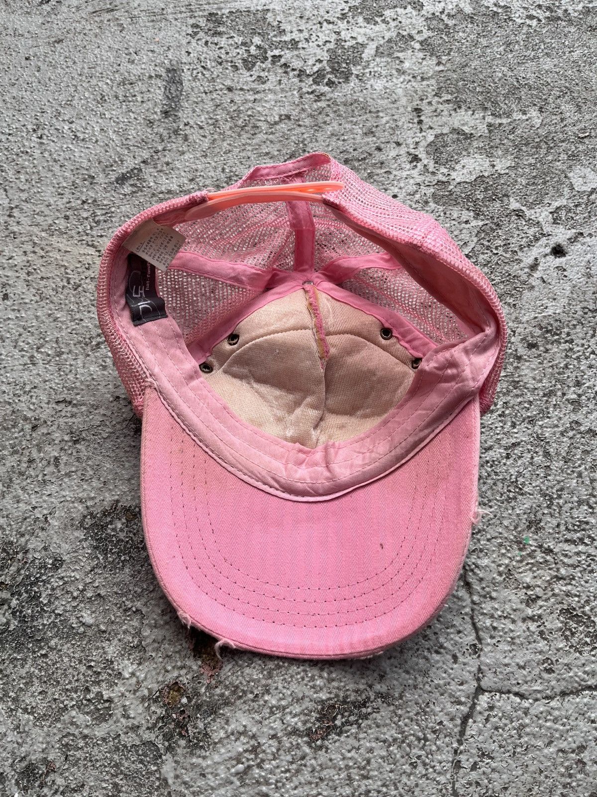 Japanese Brand Y2K HAT FAMILY POEM WOMEN HYSTERIC TRUCKER HAT PINK PUNK Size ONE SIZE - 3 Thumbnail