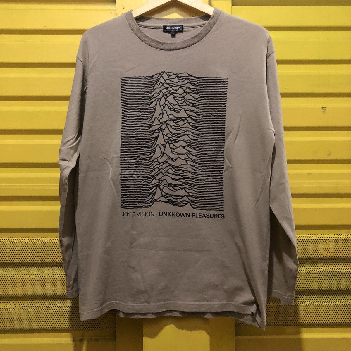 Joy Division Unknown Pleasure band tee