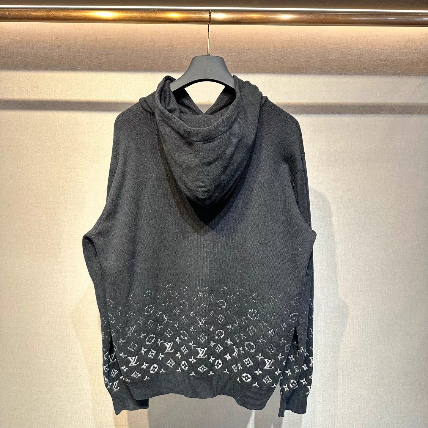 Louis Vuitton Louis Vuitton black white gradient hoodie L new Size L / US 10 / IT 46 - 6 Thumbnail