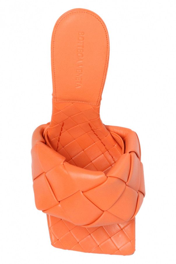 Bottega Veneta o1mle0325 Lido Mule Sandals Papaya in Tangerine Size US 5 / IT 35 - 6 Thumbnail
