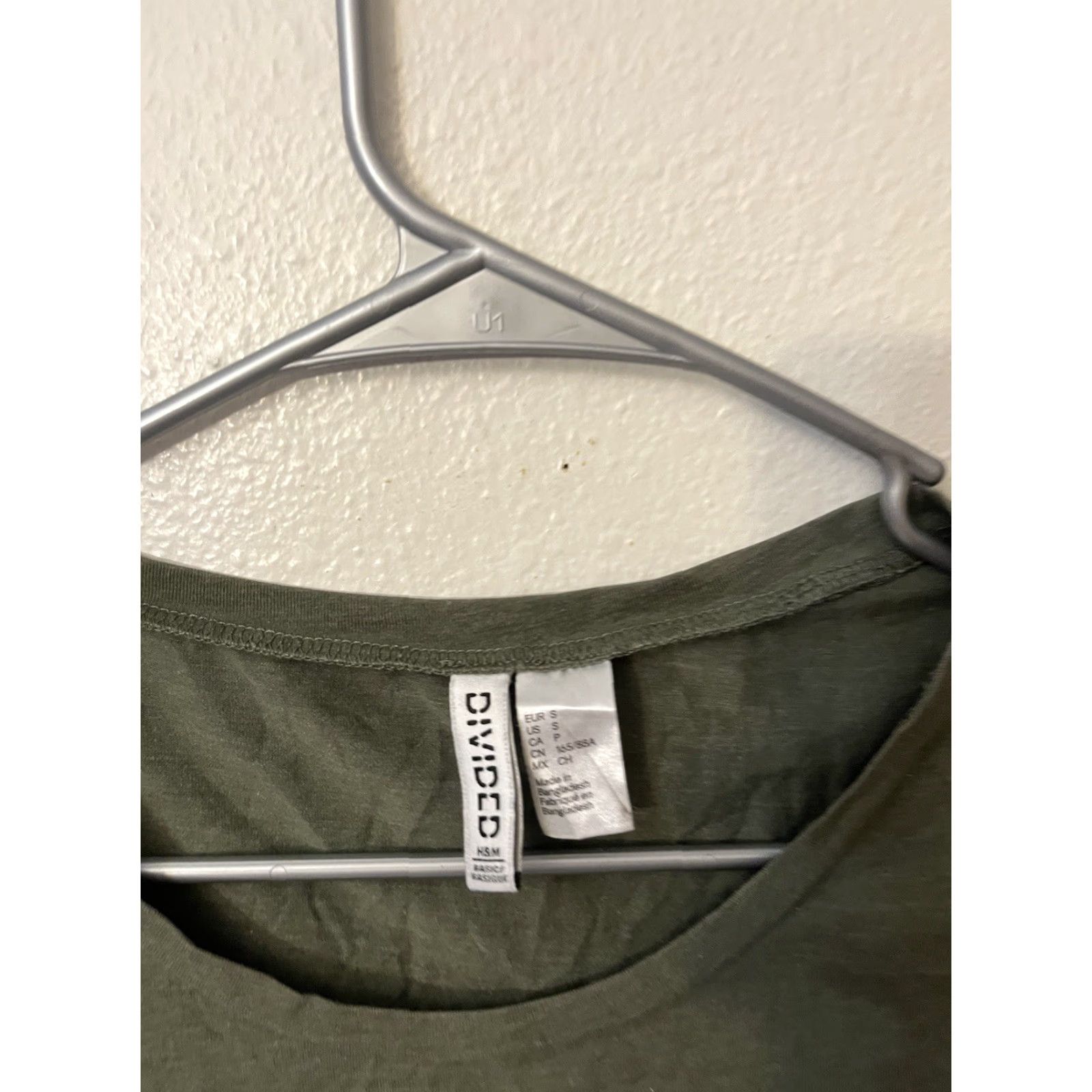 H&M H&M Divided basic T-shirt Women’s size Small Green Solid Size S / US 4 / IT 40 - 2 Thumbnail