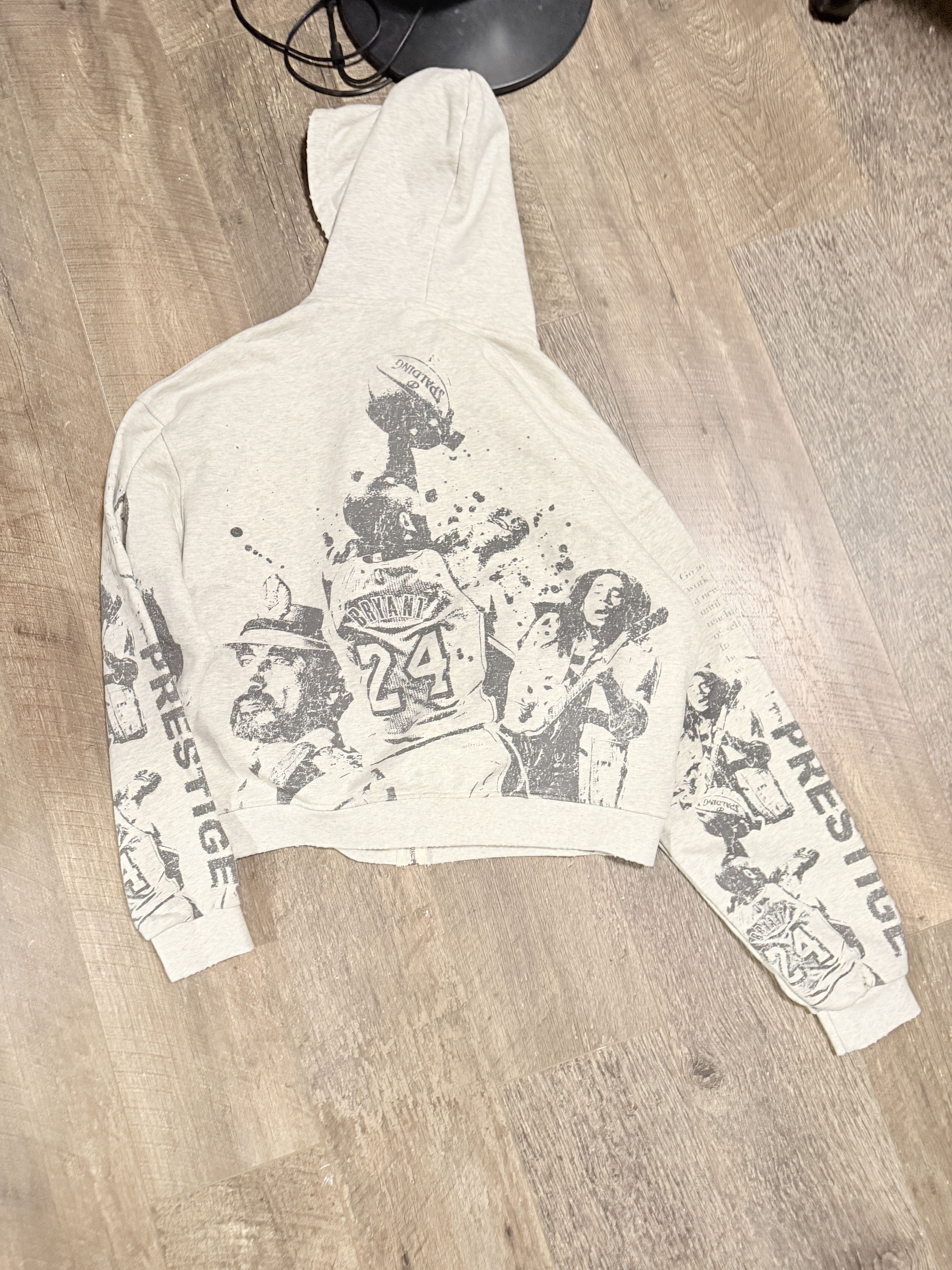 Other Prestige Logo zip up Size US L / EU 52-54 / 3 - 4 Thumbnail