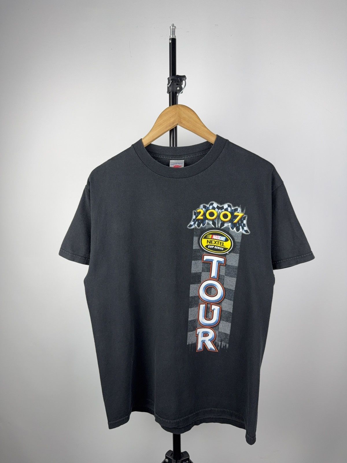 NASCAR × Vintage Vintage 2007 NASCAR Nextel Cup Series Racing Tour Tee Shirt Size US L / EU 52-54 / 3 - 2 Thumbnail