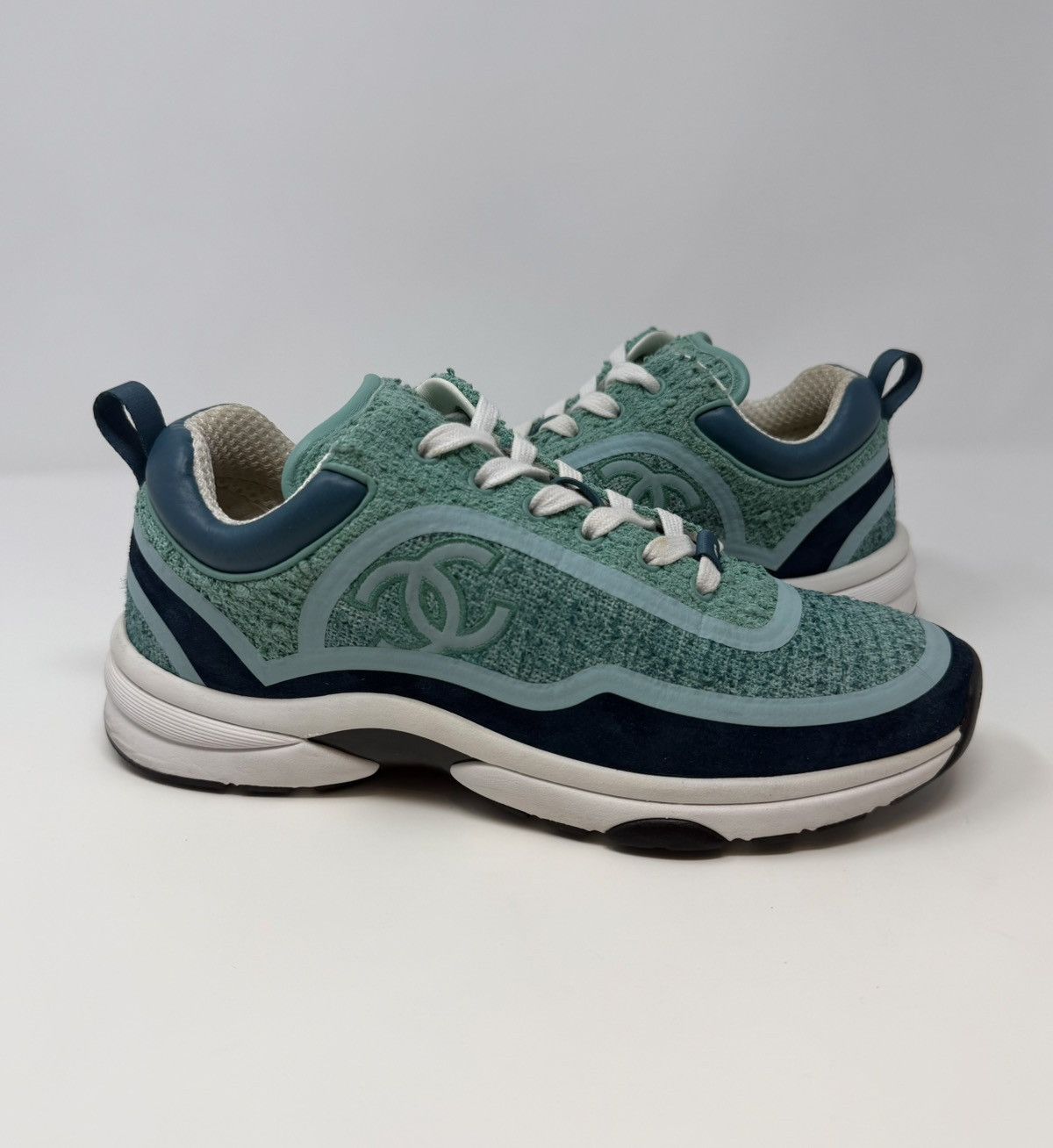 Chanel Chanel Tweed CC Low Top Trainer Sneaker Size US 9 / IT 39 - 1 Thumbnail