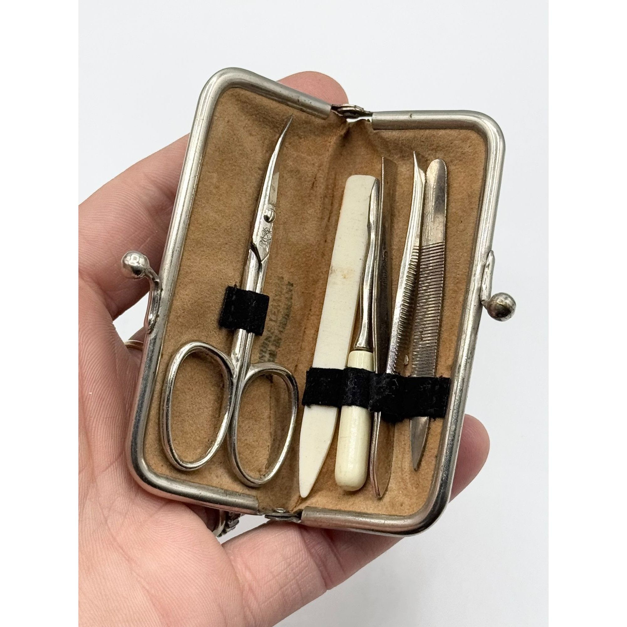 Vintage Vintage genuine leather made in Germany vanity nail kit in k Size ONE SIZE - 5 Thumbnail