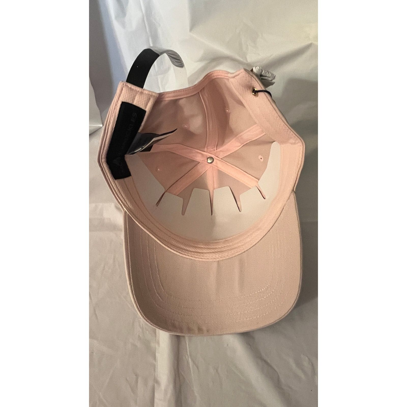 Moose Knuckles Moose Knuckles Hollow Logo Cap Dusty Rose Hat - OS - NWT Size ONE SIZE - 13 Thumbnail