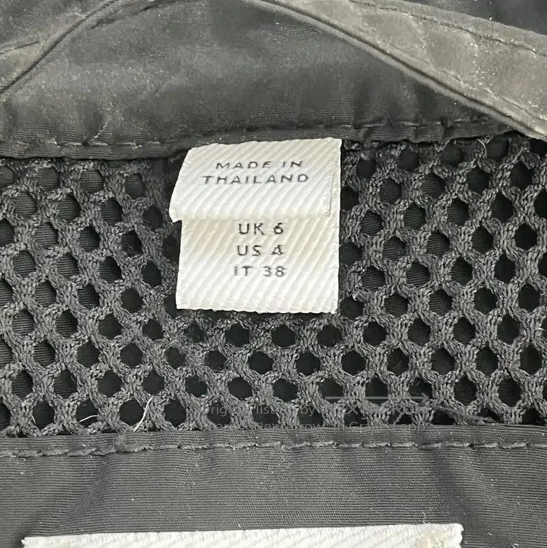 Burberry Burberry Black Lightweight Jacket for Women. Size S / US 4 / IT 40 - 7 Thumbnail