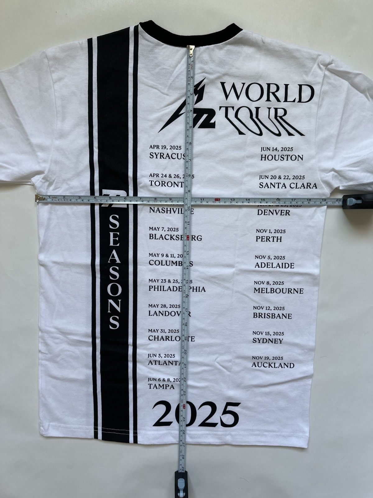 Metallica Metallica pop up exclusive 2025 world tour ringer tee Size US M / EU 48-50 / 2 - 4 Thumbnail
