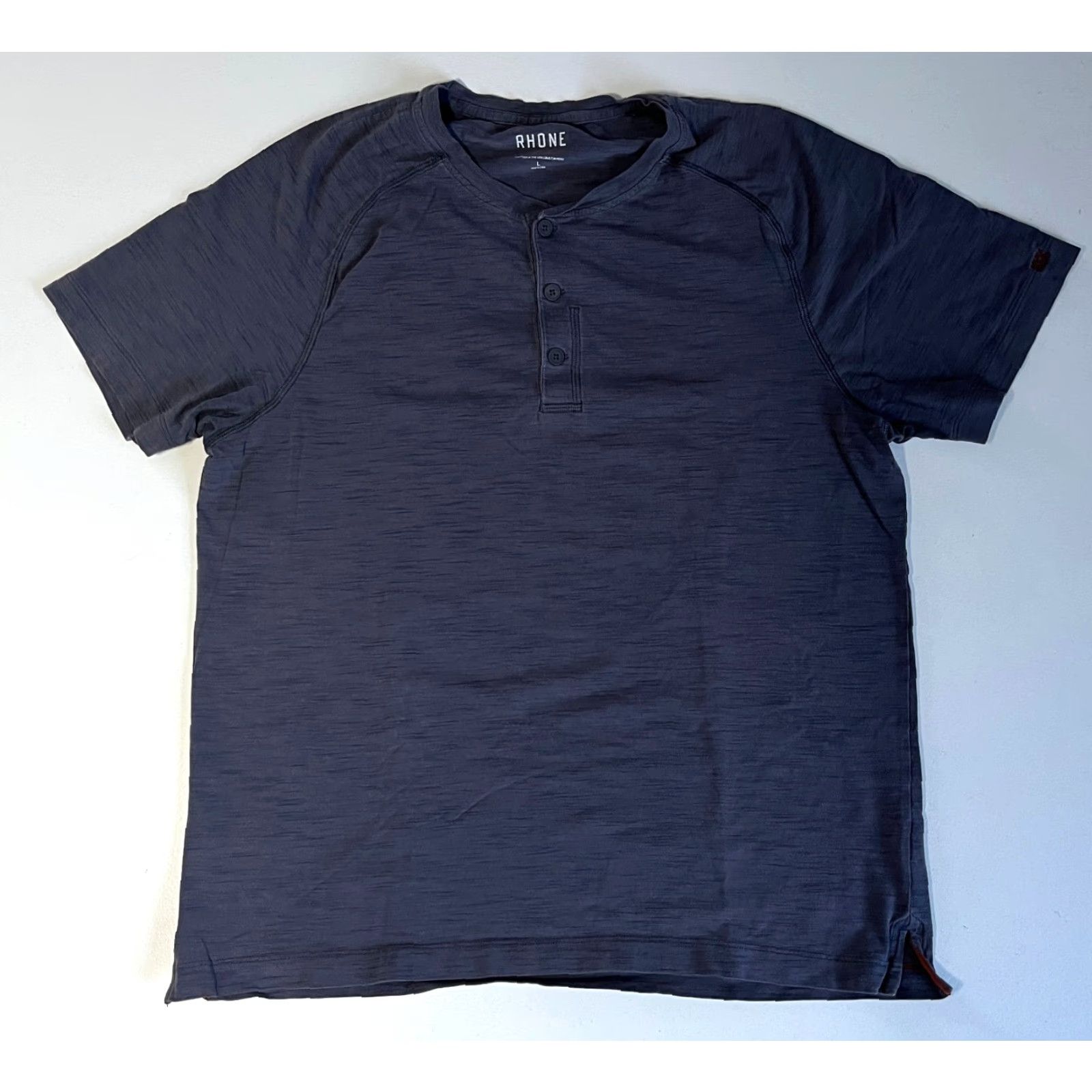 Rhone Rhone Men's Henley T-Shirt Activewear Pima Cotton Gray Sz L Crew Neck Short Sleeve Athletic Regular Size US L / EU 52-54 / 3 - 3 Thumbnail