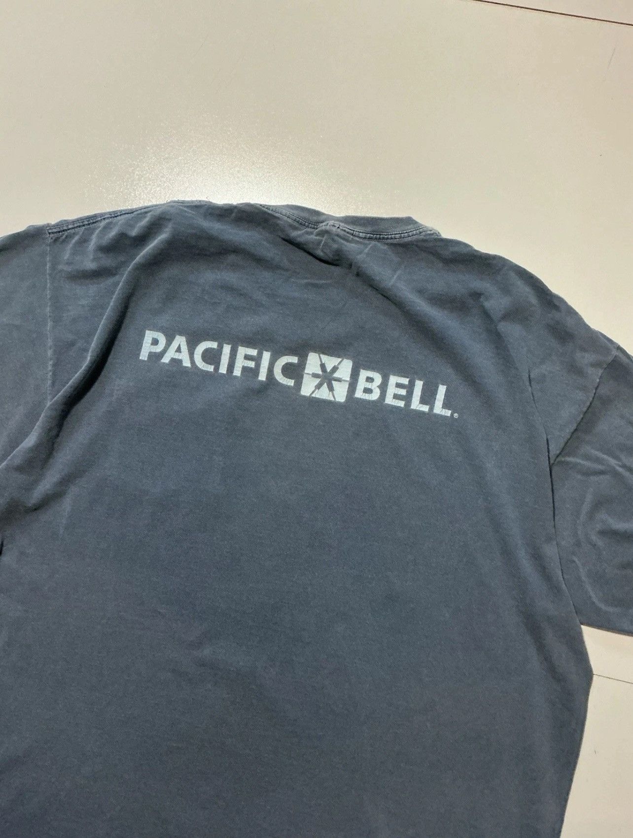 Other Lot Of 2 Pacific Bell Telecommunications Pocket T-Shirts Size US L / EU 52-54 / 3 - 14 Thumbnail