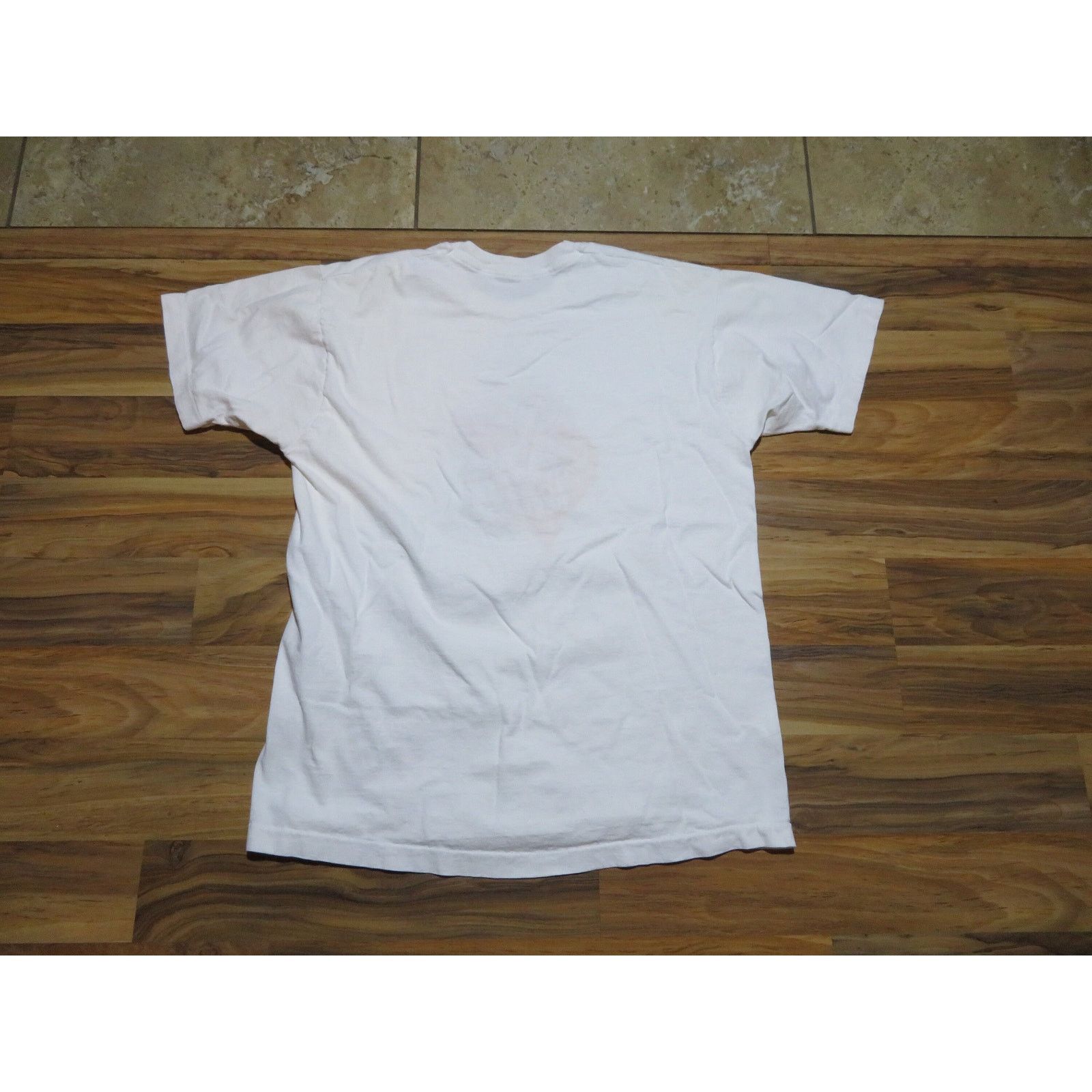 Other Jesus Lives Here Heart House White T-shirt Sz L 1990s Size US L / EU 52-54 / 3 - 3 Thumbnail