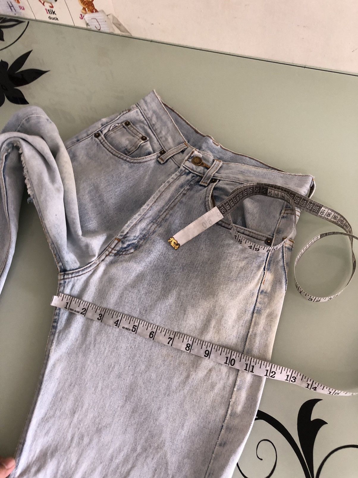 Burberry Vintage Burberry Distressed Denim Jeans Size 28" / US 6 / IT 42 - 19 Thumbnail