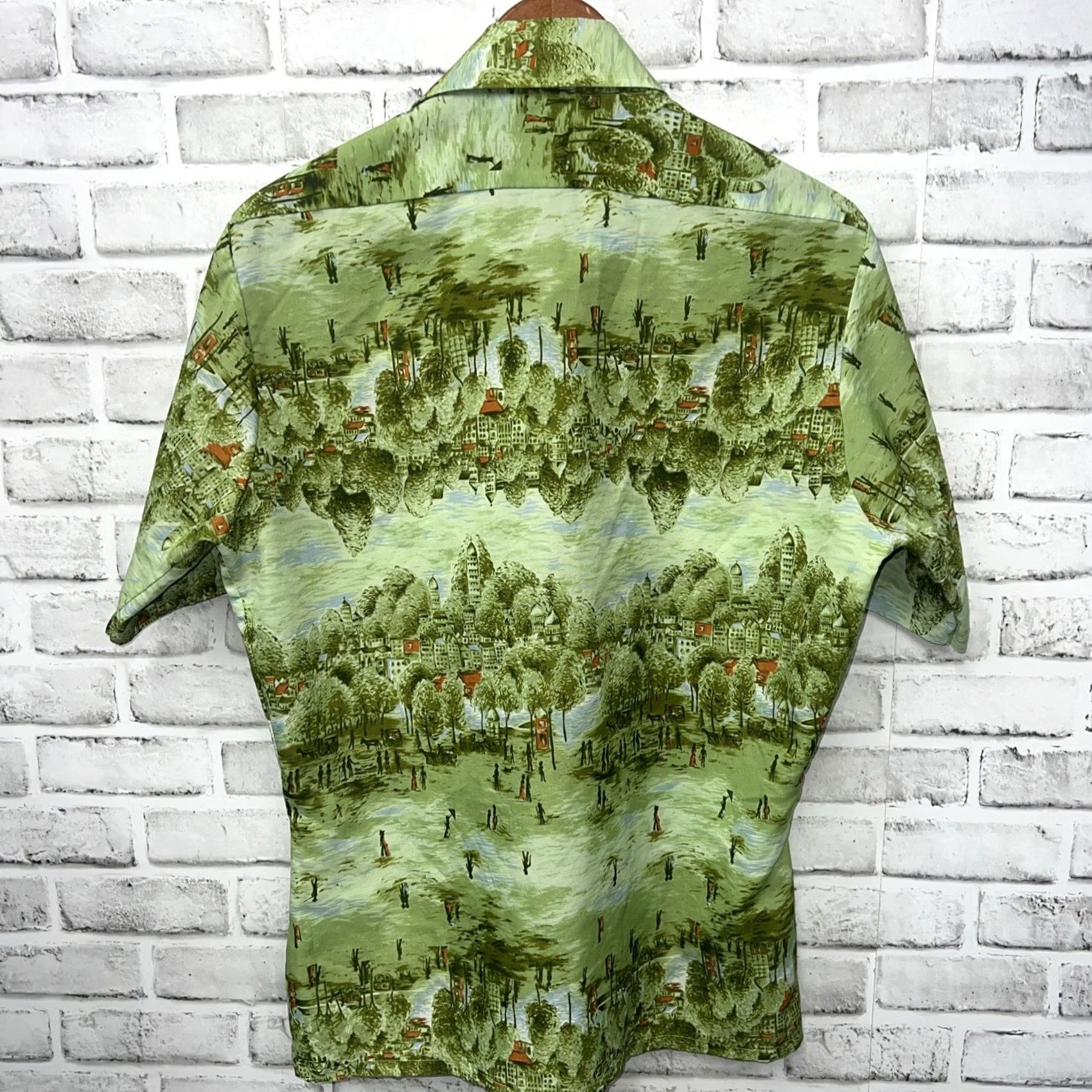 Vintage VINTAGE National Shirt Shops Contour Fit Hawaiian Green Shirt Mens M Short Sleeve Button-Up Shirt Size US M / EU 48-50 / 2 - 4 Thumbnail