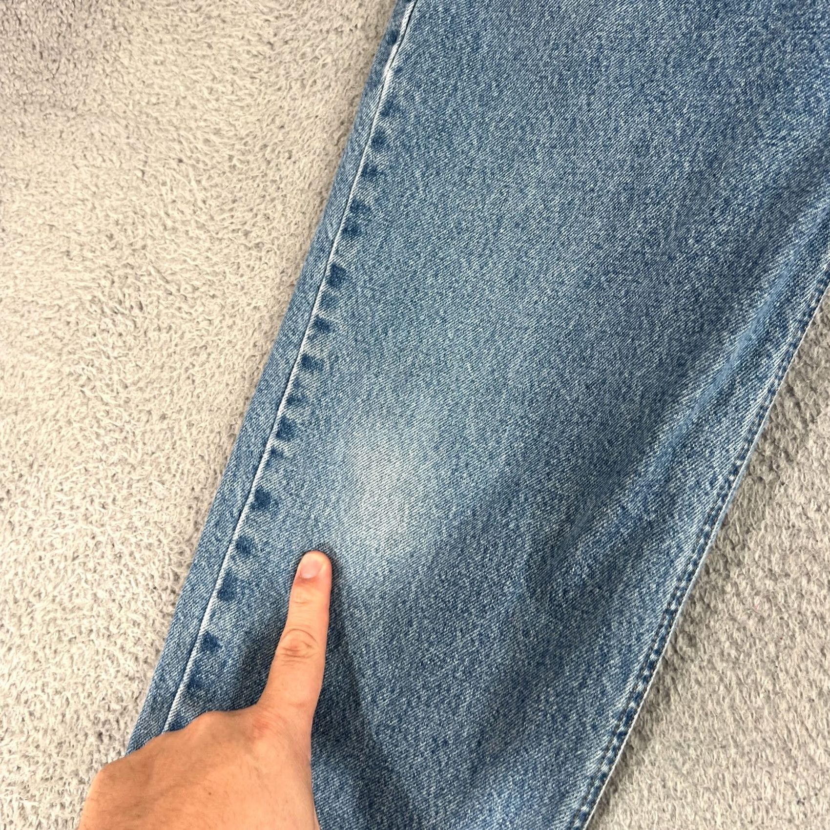 Carhartt VINTAGE Carhartt Jeans Mens 36x28 Blue Relaxed Fit Straight Denim Workwear B17-DST Size US 36 / EU 52 - 6 Thumbnail