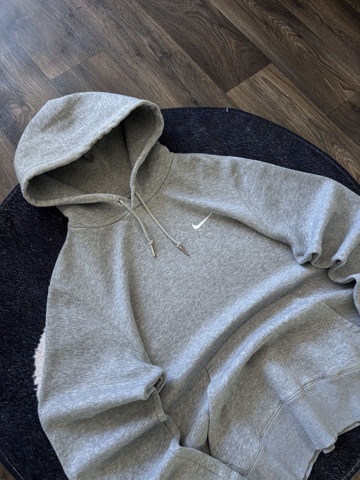 Nike Vintage y2k faded boxy grey embroidered grunge nike hoodie Size S / US 4 / IT 40 - 6 Thumbnail