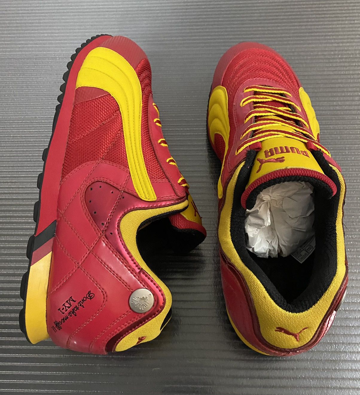 Maison MIHARA YASUHIRO × Puma Puma x MIHARA YASUHIRO MY-1 REBORN ski patrol red 11.5 NEW Size US 11.5 / EU 44-45 - 9 Thumbnail
