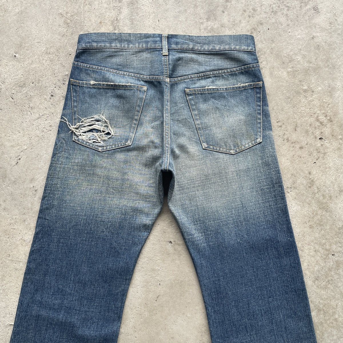 Japanese Brand Vintage Takeo Kikuchi Distressed Japan Jeans Faded Pants W31 Size US 31 - 9 Thumbnail
