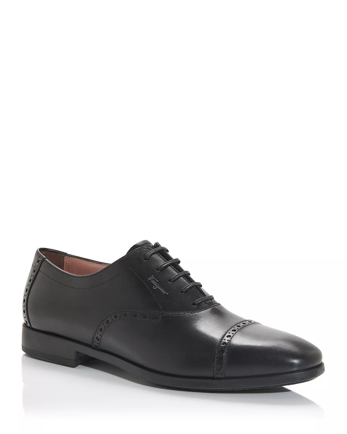 Salvatore Ferragamo o1s1rm0924 Riley Leather Cap Toe Shoes in Black Size US 7 / EU 40 - 1 Thumbnail