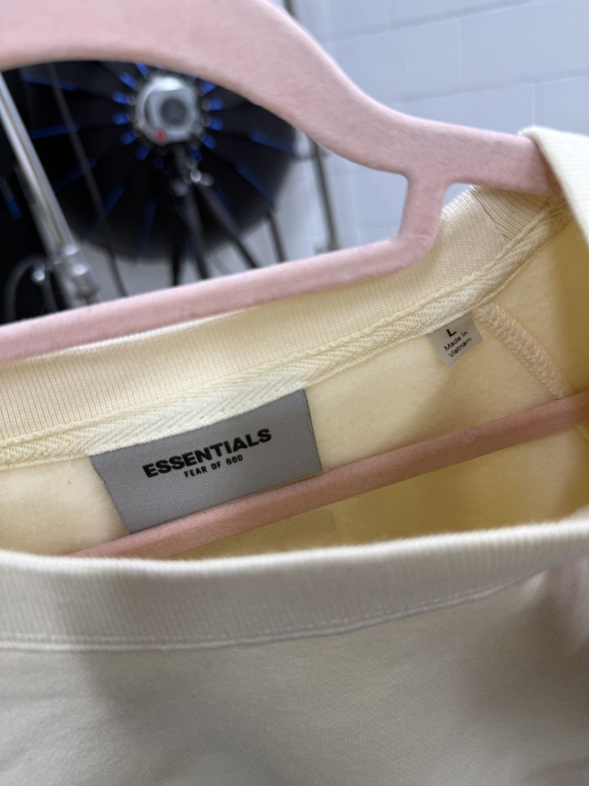 Fear of God Fear of God Essentials SS21 Pull-Over Crewneck Buttercream Size US L / EU 52-54 / 3 - 6 Thumbnail