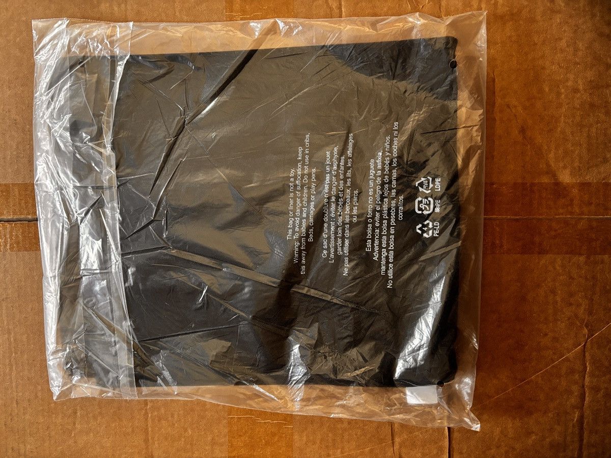 Yeezy LS-13 size 3 yeezy no longer on yzy.com Size US L / EU 52-54 / 3 - 7 Thumbnail