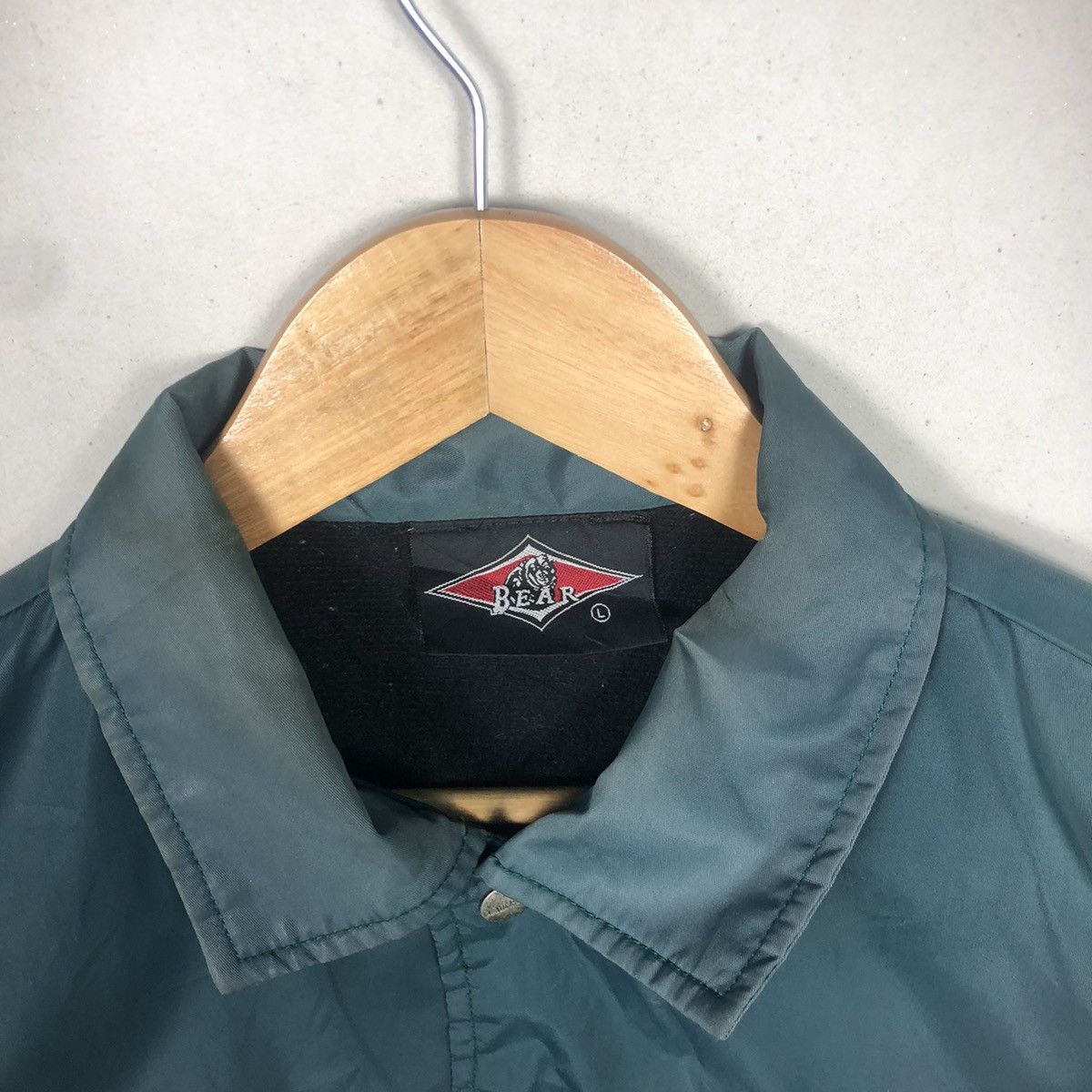 Japanese Brand Vintage 90s Bear Snow Boards Wear Sweater Windbreaker Jacket Size US L / EU 52-54 / 3 - 9 Thumbnail