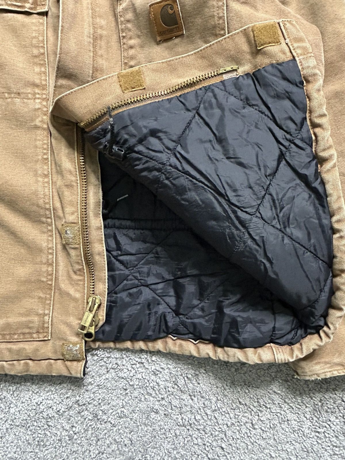 Carhartt Vintage 90s Carhartt Arctic Chore Jacket Camel Quilt Lined Size US L / EU 52-54 / 3 - 5 Thumbnail