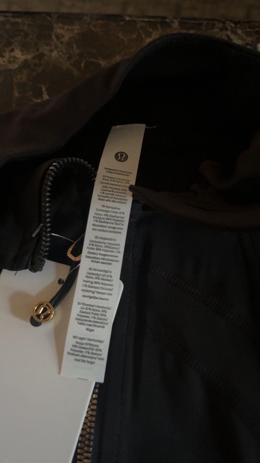 Lululemon Black and gold lululemon define zipup jacket Size S / US 4 / IT 40 - 6 Thumbnail