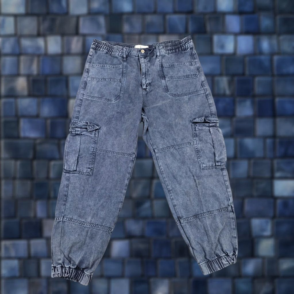 Vintage VINTAGE We The Free Jeans Womens Large Blue Medium Wash High Rise Cargo Jogger Denim Size 36" / US 14 / IT 50 - 1 Thumbnail