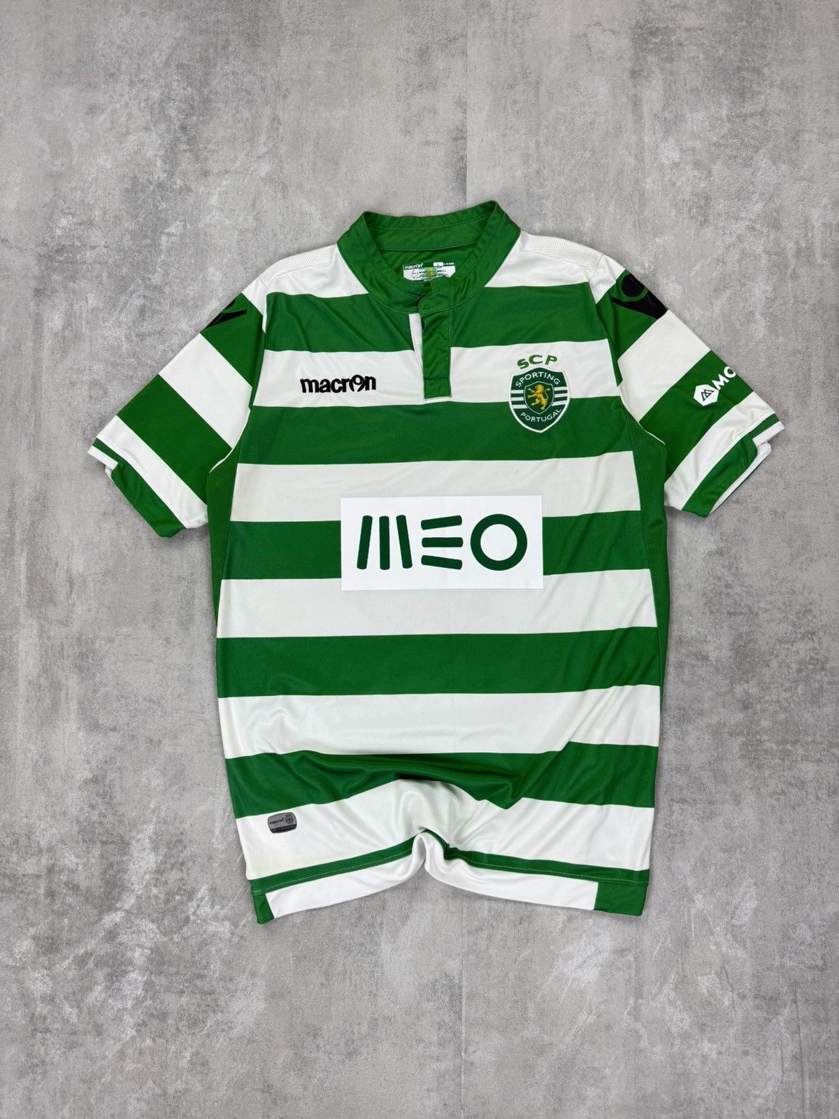 Macron Marcon Sporting Portugal SCP Helder #22 soccer jersey Size US L / EU 52-54 / 3 - 1 Thumbnail