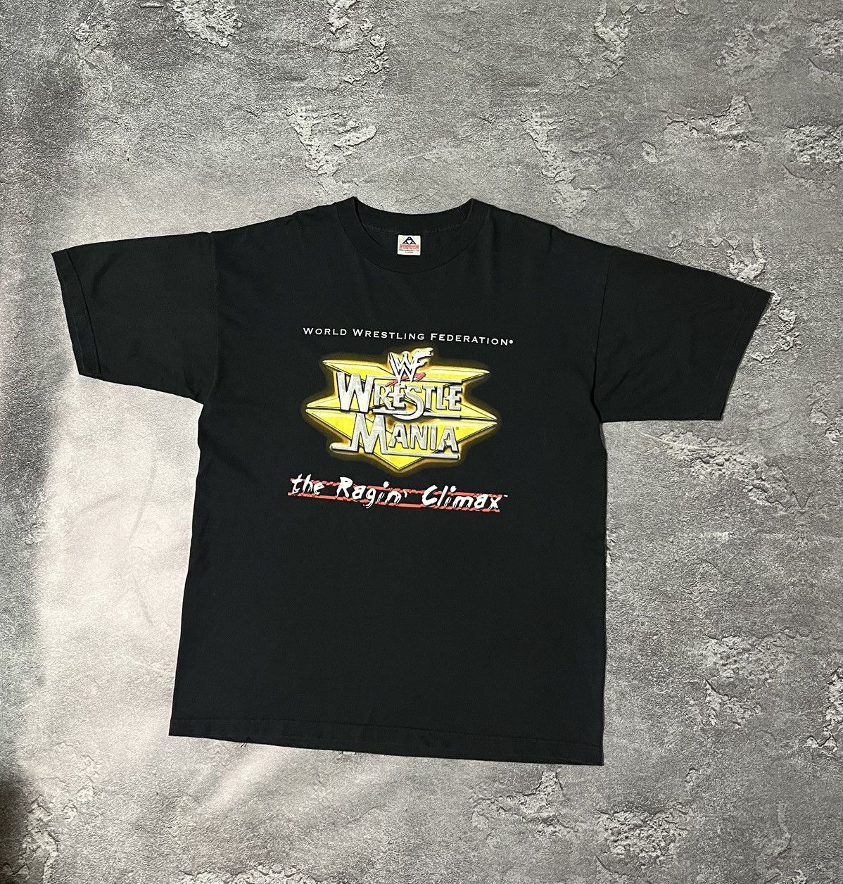 WWE Vintage 1999 WWE WWF Wrestlemania 15 Tshirt Size US XL / EU 56 / 4 - 1 Thumbnail