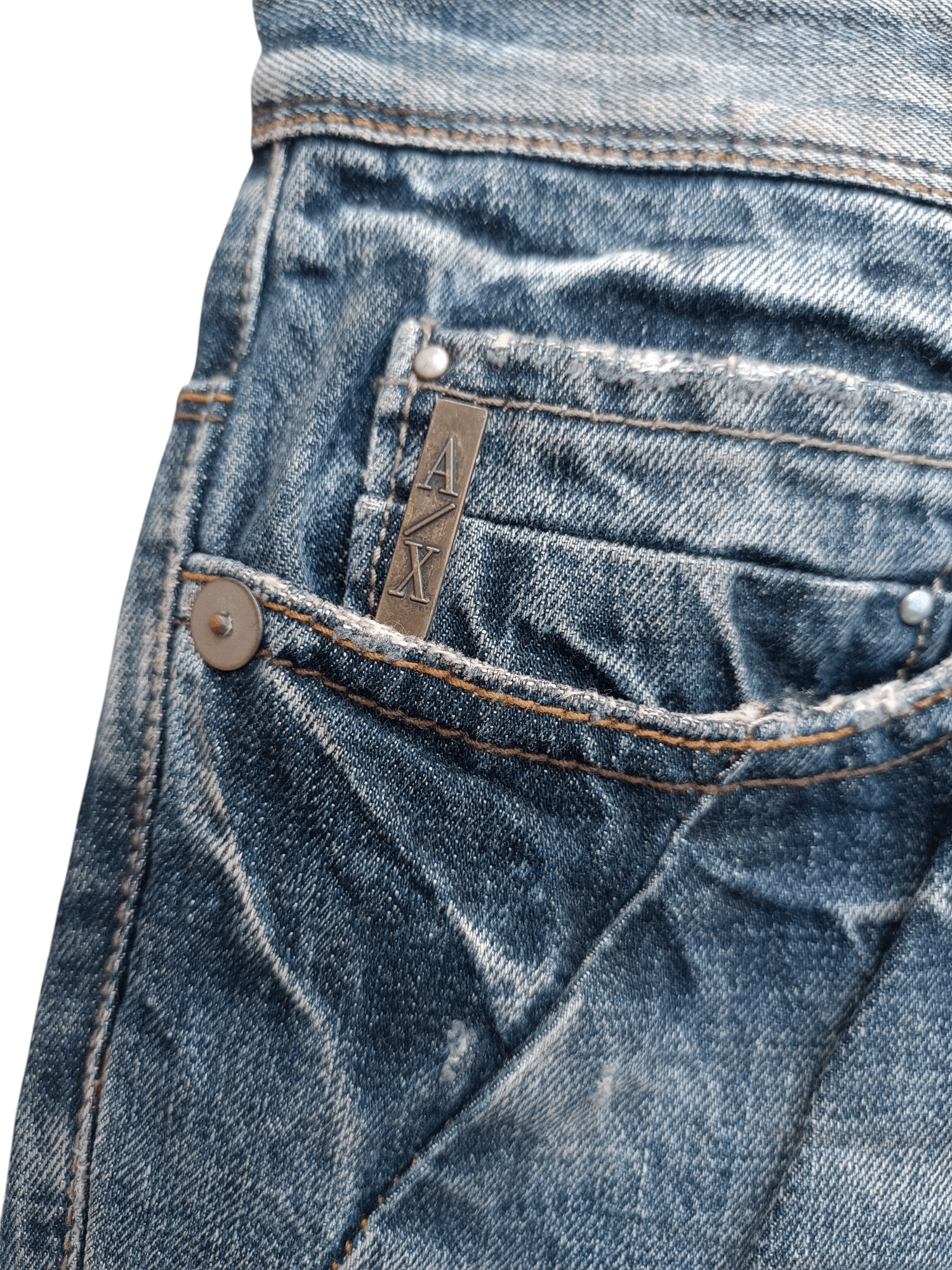 Armani Exchange Armani Exchange Distressed Whiskers Faded Denim E261 Size US 33 - 12 Thumbnail