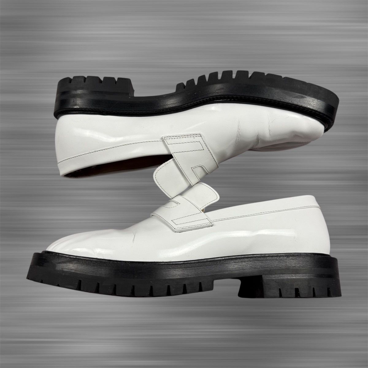 Maison Margiela Maison Margiela ‘White’ Tabi Loafers Size US 8.5 / EU 41-42 - 4 Thumbnail