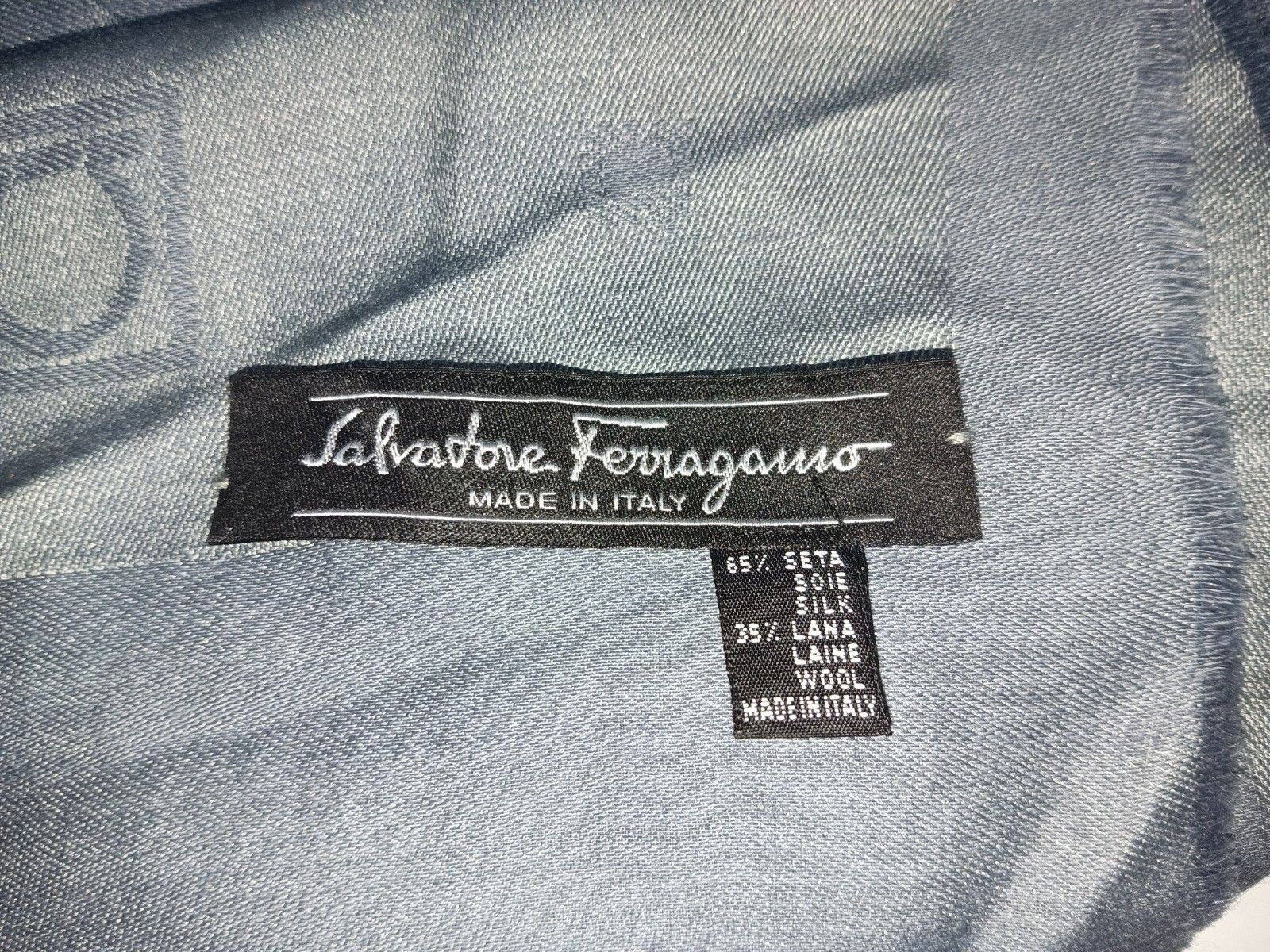 Salvatore Ferragamo SALVATORE FERRAGAMO ITALY Monogram Logo Gray Silk Wool Scarf Size ONE SIZE - 9 Thumbnail