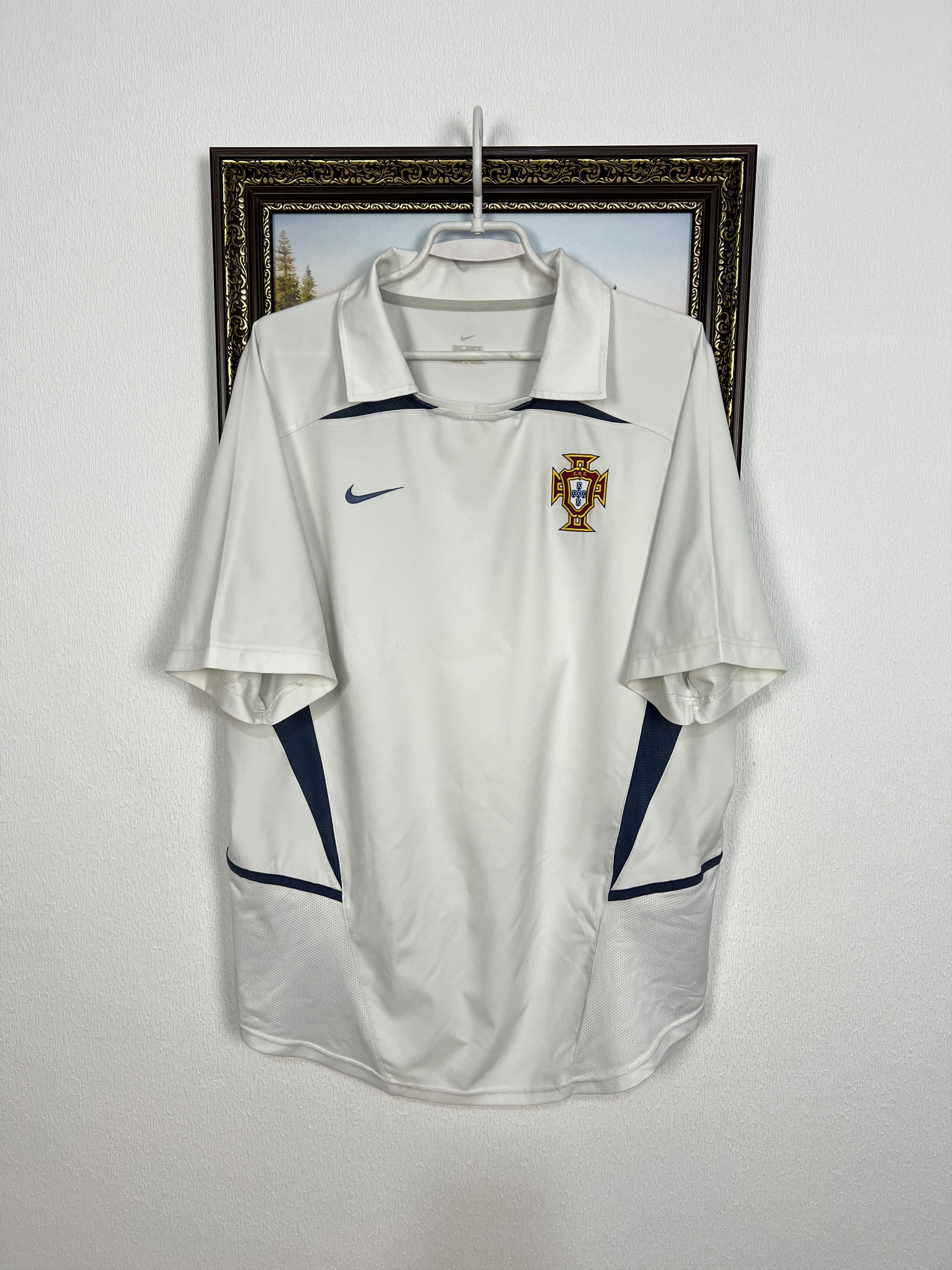 Nike Nike Portugal Away Football Shirt 2002 Soccer Mens Jersey Size US L / EU 52-54 / 3 - 1 Thumbnail