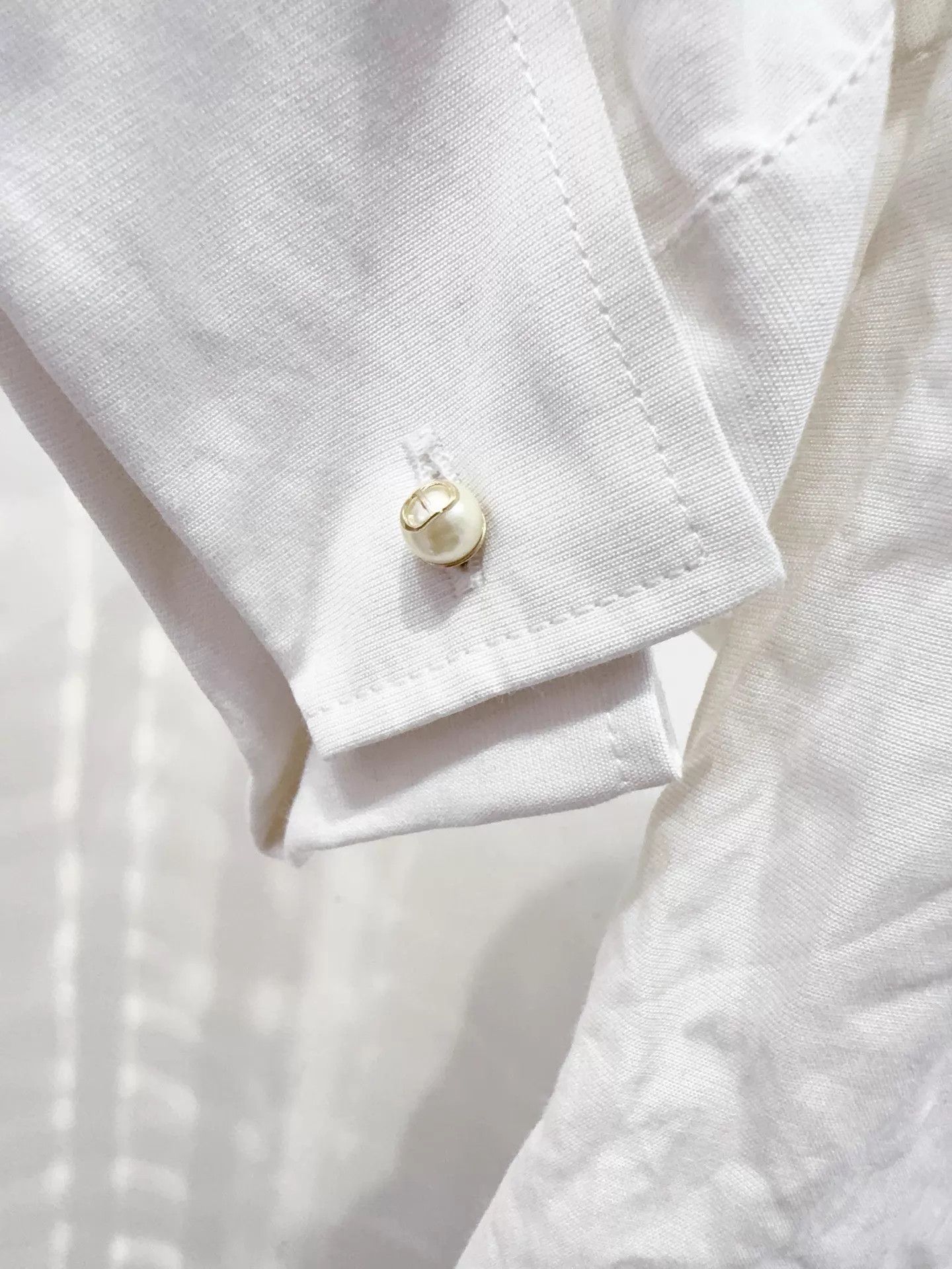 Dior Dior Bee Pleated Pearl Button Shirt F38 Size S / US 4 / IT 40 - 4 Thumbnail