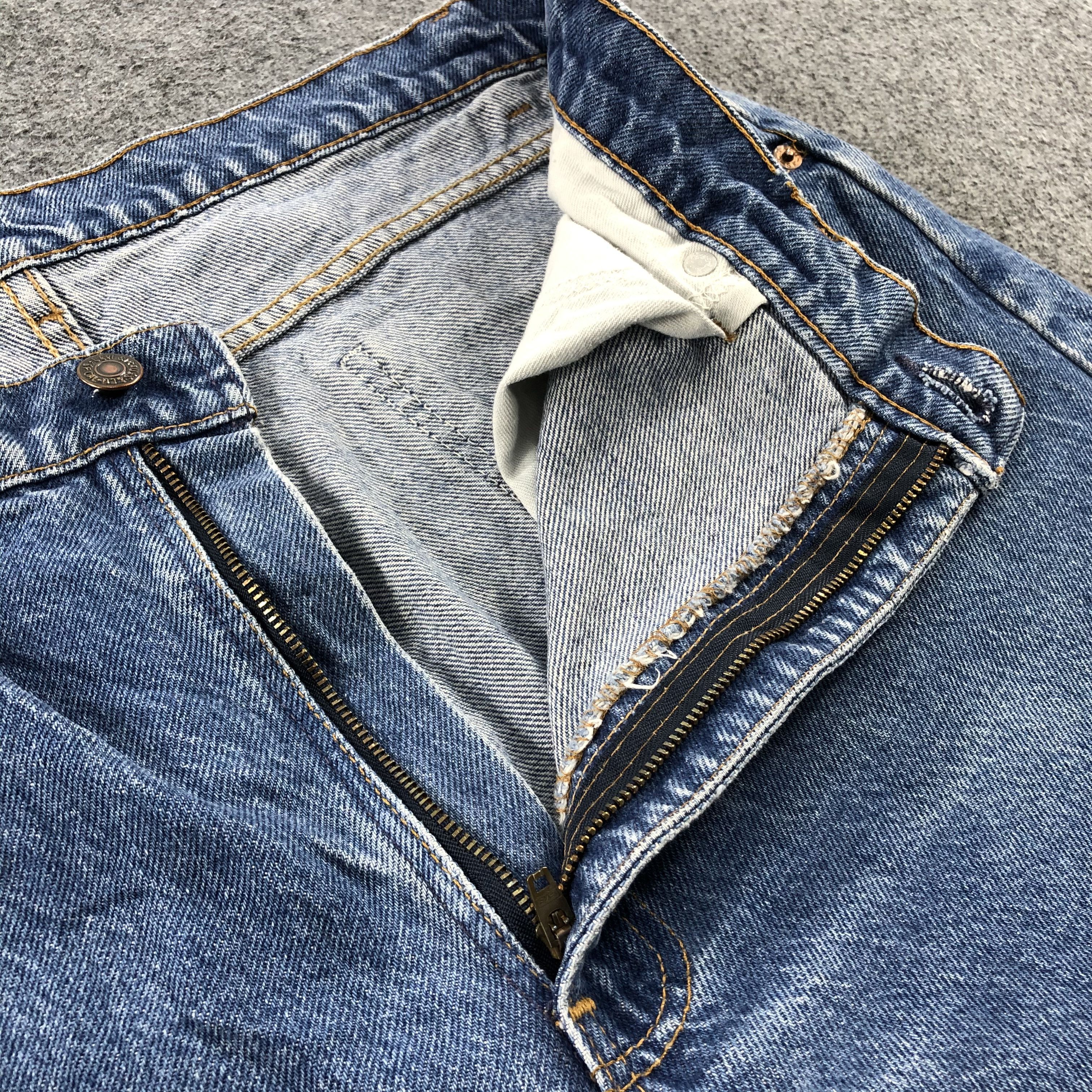 Levi's × Vintage 90s Vintage Blue Wash Levis 505 Orange Tab Jeans-JM1872 Size US 35 - 7 Thumbnail