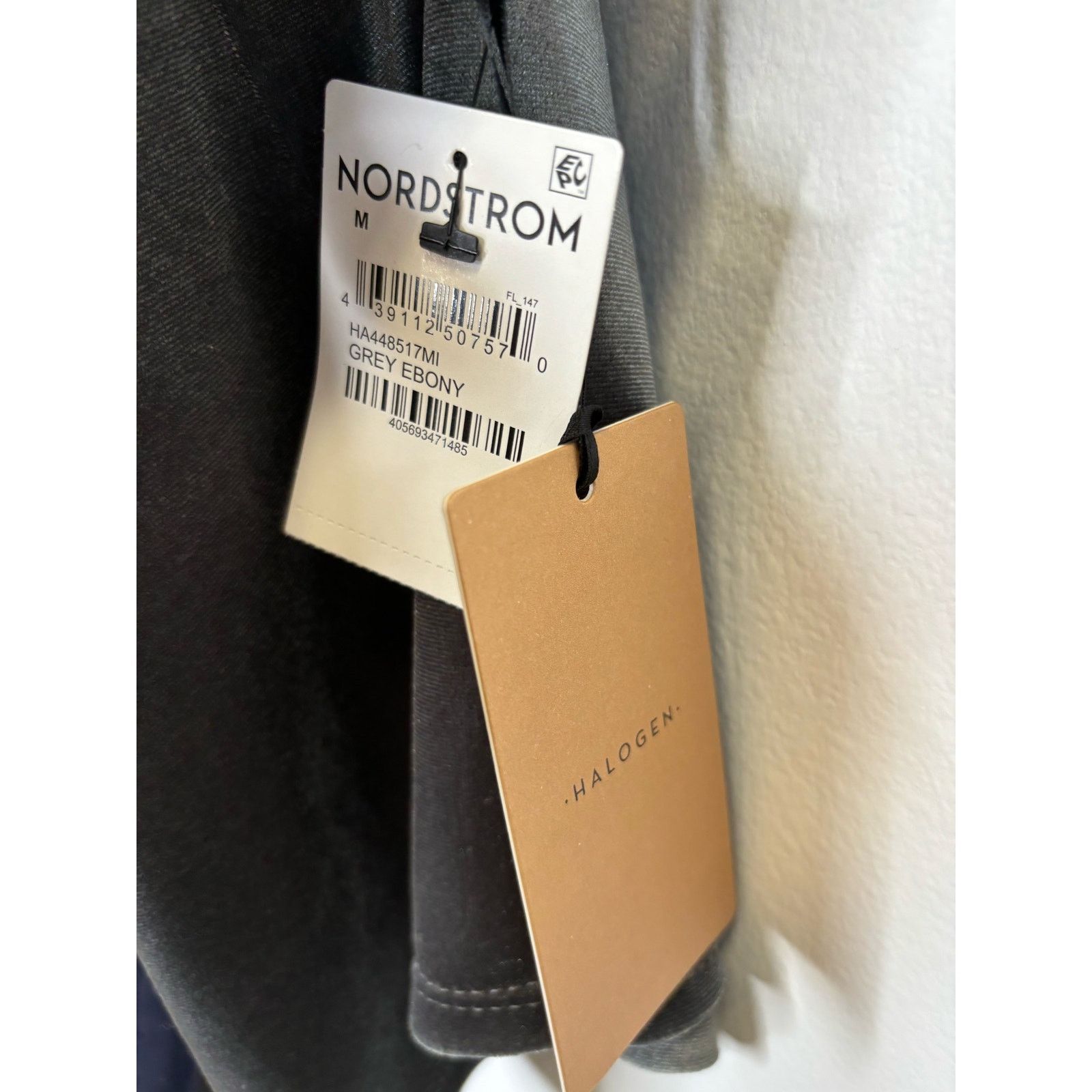 & Other Stories Halogen Charcoal Grey Velvet Tank with Adjustable straps Size M / US 6-8 / IT 42-44 - 4 Thumbnail
