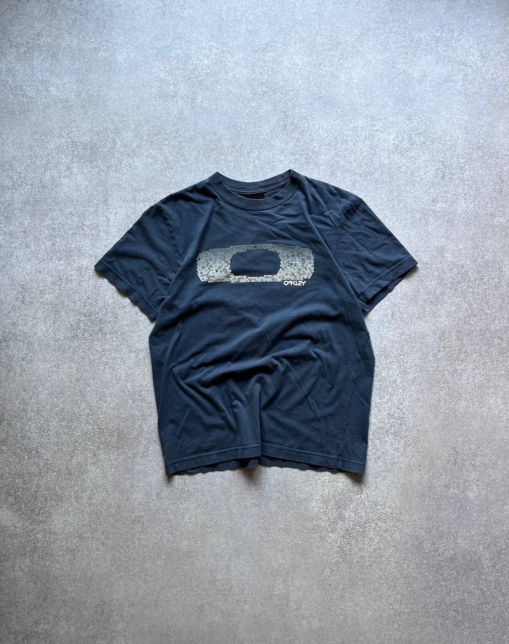 Oakley Vintage Oakley Archival Boxy T-shirt Y2K L Size US L / EU 52-54 / 3 - 6 Thumbnail