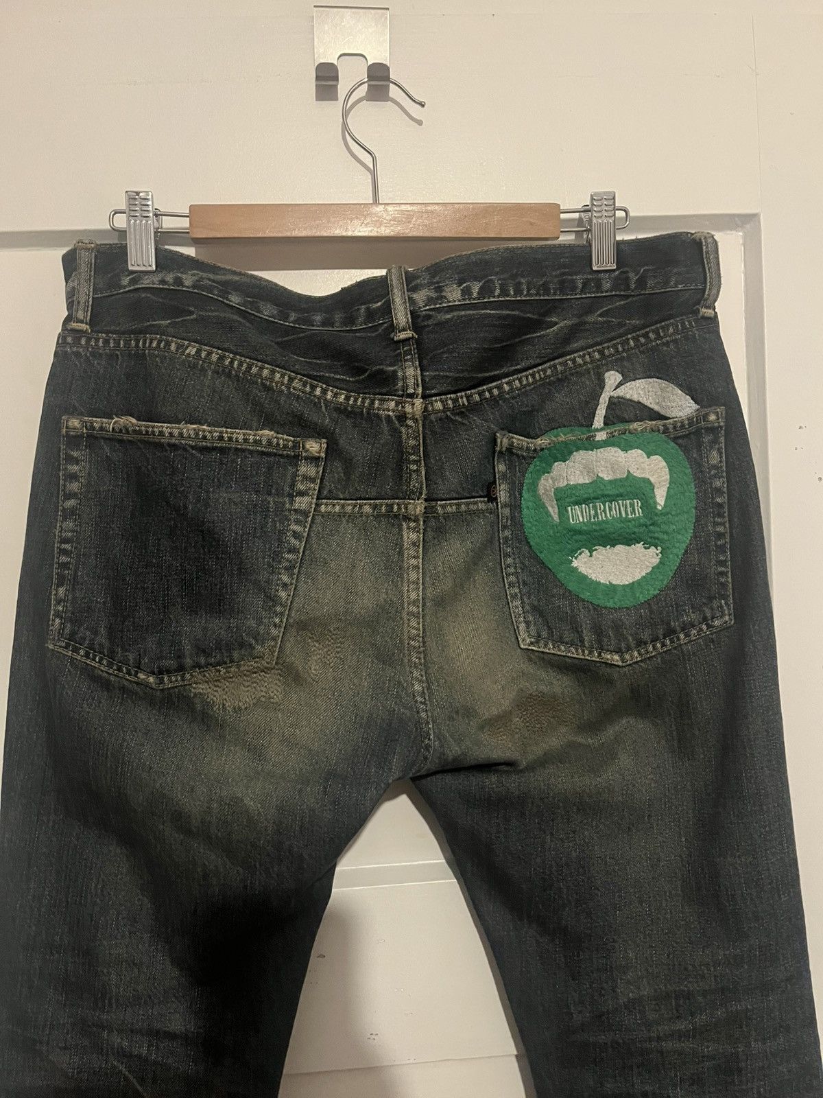 Undercover Undercover apple Fang Size US 34 / EU 50 - 1 Thumbnail