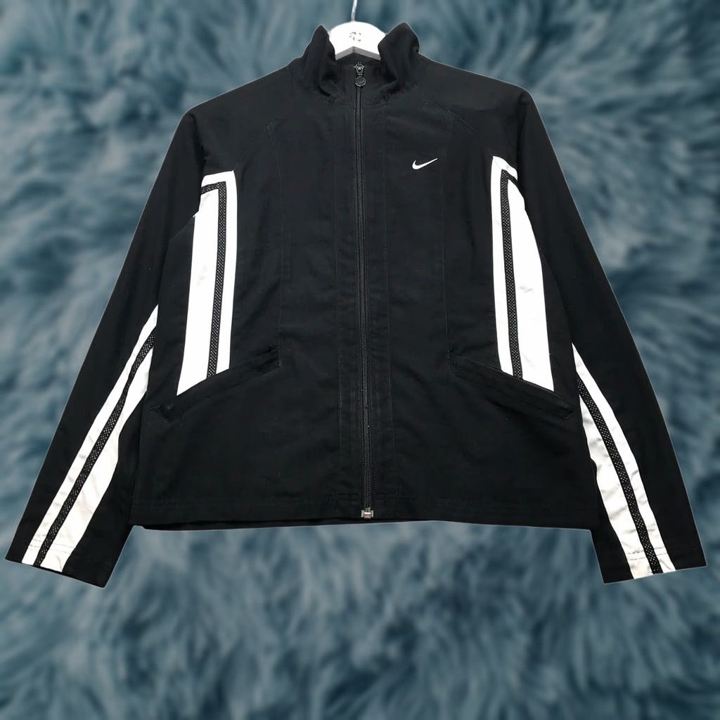 Nike VINTAGE Nike Lined Track Jacket Womens Small S Long Sleeve Full Zip Pockets Black White Swoosh Size S / US 4 / IT 40 - 1 Thumbnail