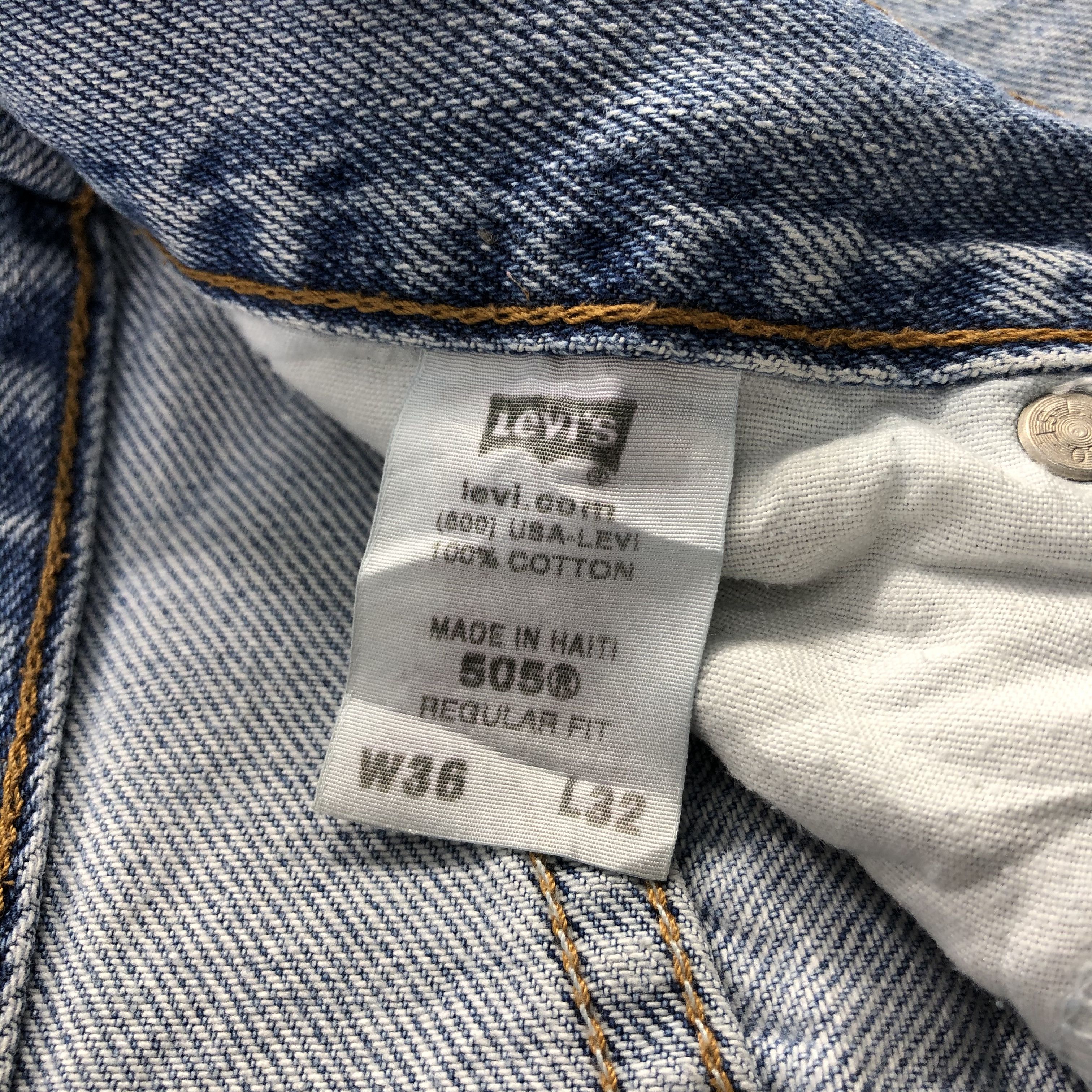 Levi's × Vintage Vintage Light Wash Levis 505 Jeans-JM1293 Size US 36 / EU 52 - 10 Thumbnail