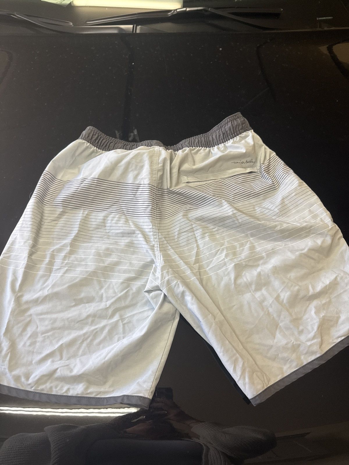 TravisMathew Travis Matthew Size Large Shorts Size US 36 / EU 52 - 1 Thumbnail