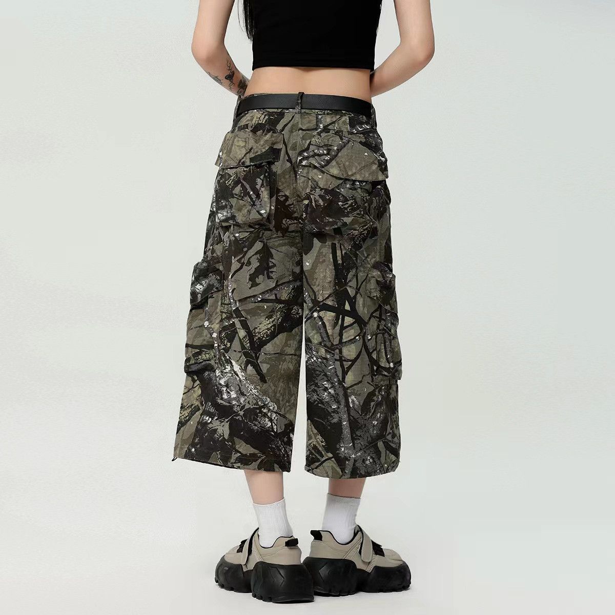 Japanese Brand × Vintage Camouflage casual baggy workwear wide leg shorts Size US 32 / EU 48 - 2 Thumbnail