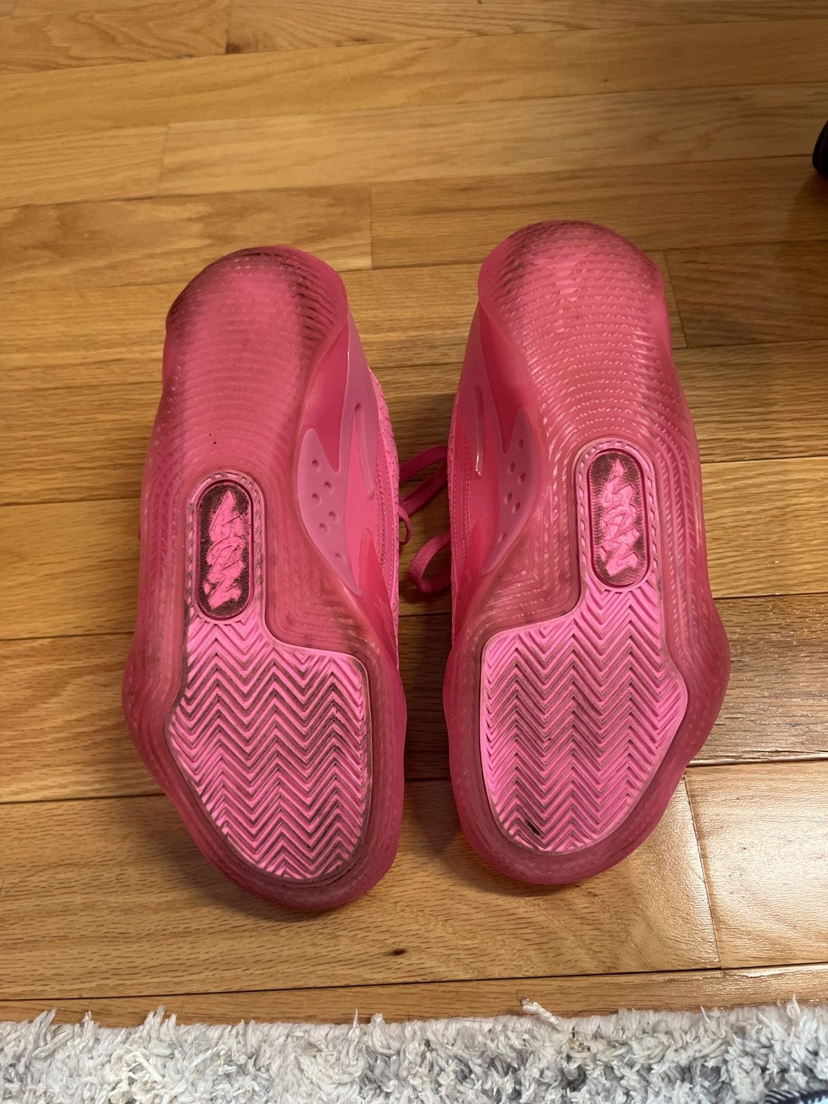 Jordan Brand Pink Zion 3 Size US 7 / EU 40 - 5 Thumbnail