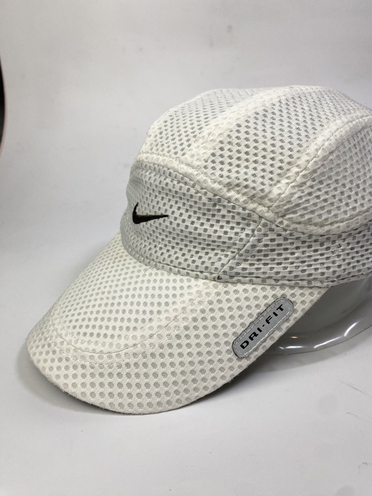 Nike Vintage Nike Tailwind White 7Panel Running Hat Size ONE SIZE - 3 Thumbnail