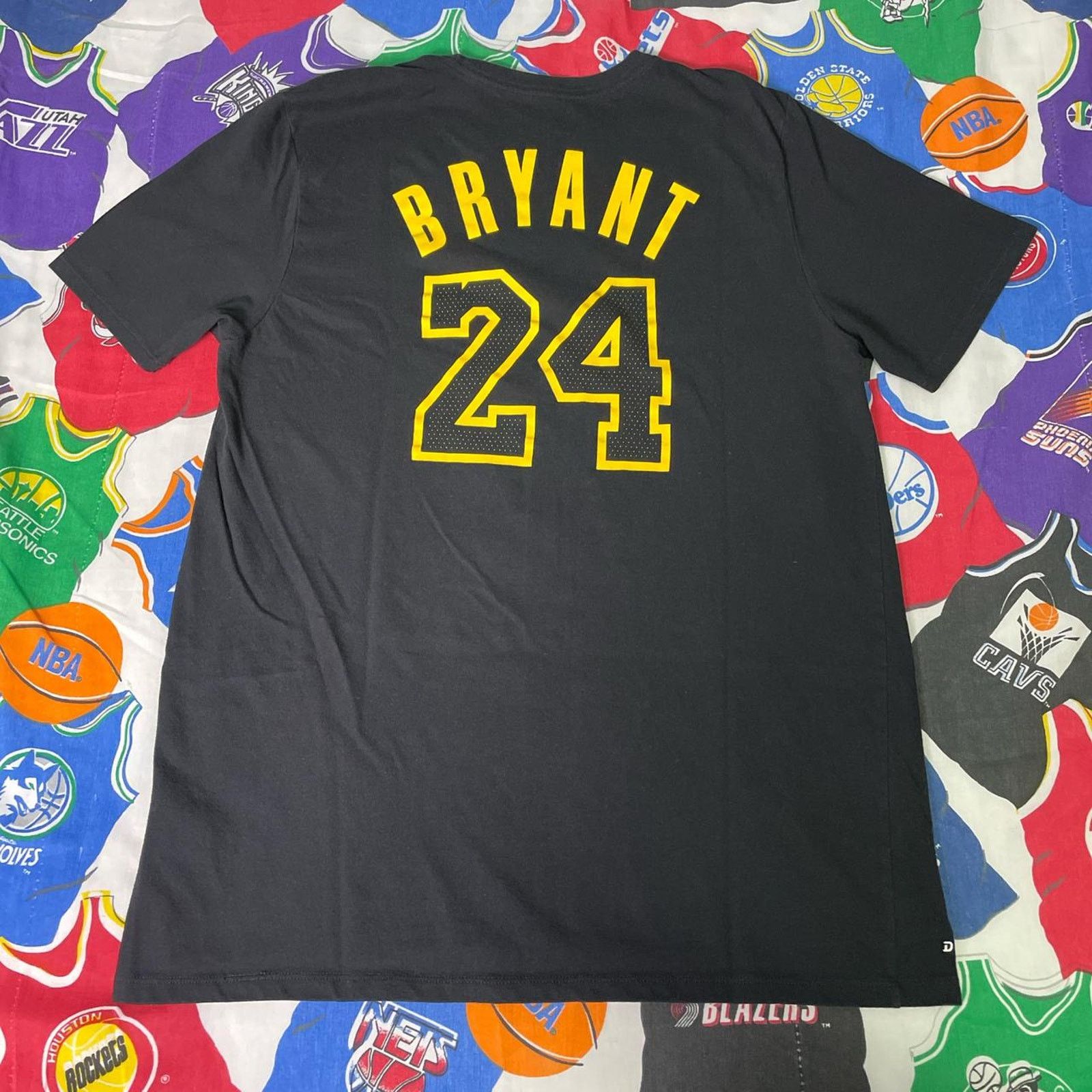 NBA × Nike 2016 Nike Kobe Bryant Retirement Game NBA Basketball Tee Size US L / EU 52-54 / 3 - 2 Thumbnail